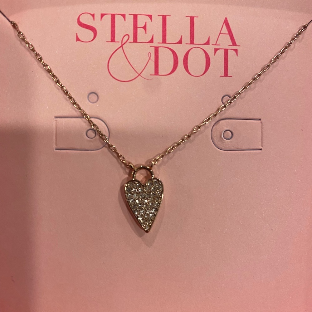 Stella & Dot | Necklace | Delicate Heart Rose Gold